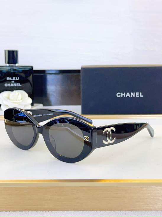 Picture of Chanel Sunglasses _SKUfw80048865fw